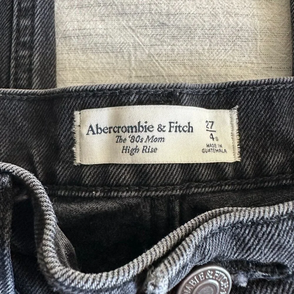 Abercrombie & Fitch Black The 80's Mom High Rise Jeans - Picture 5 of 10